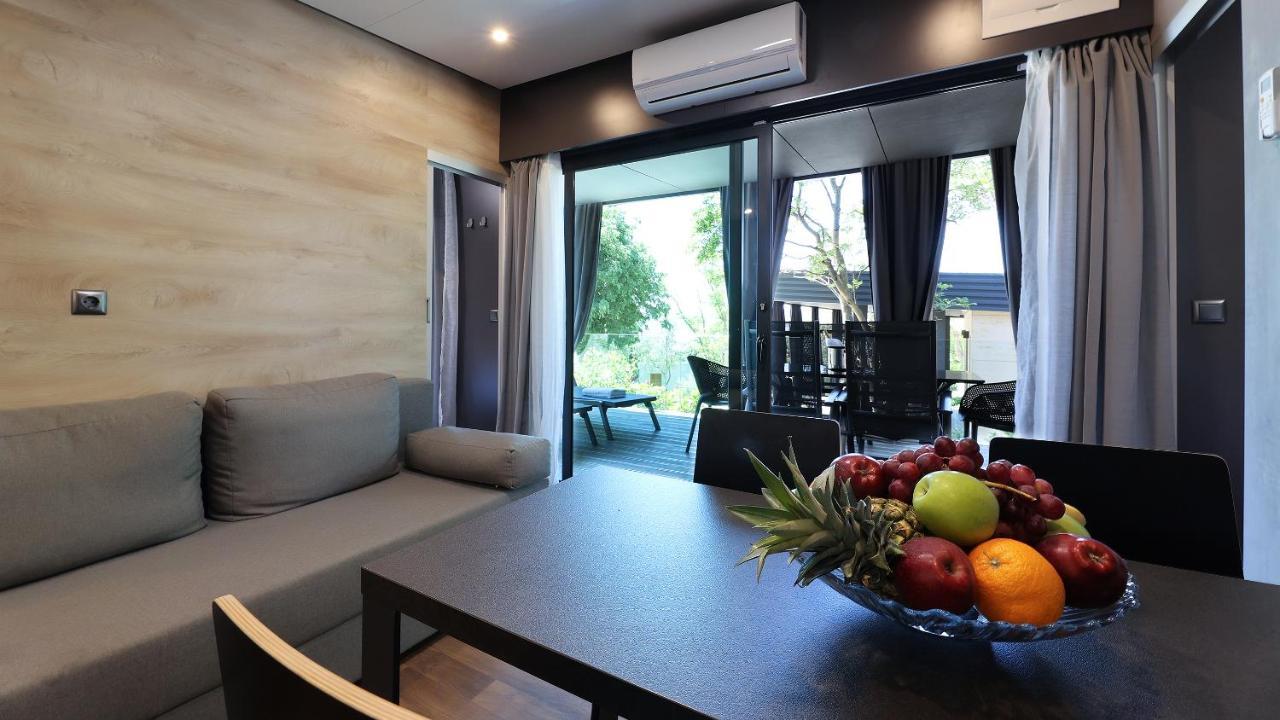 Adrialux Camping Mobile Homes Selce Bagian luar foto